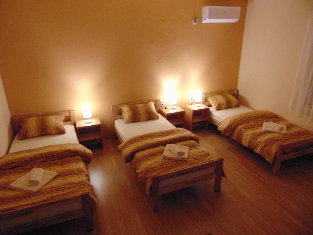 Apartman Fiva Pacir Exterior photo